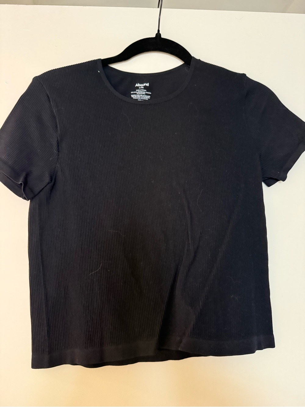 Ribbed athletic tee